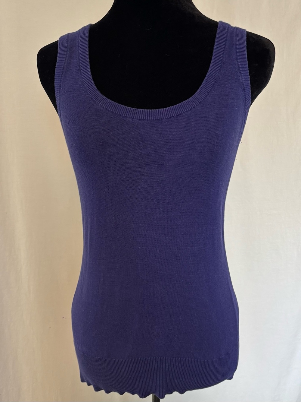 DKNY Minimalist Purple Knit Tank Top Scoop Neck Capsule Wardrobe Basic Size S